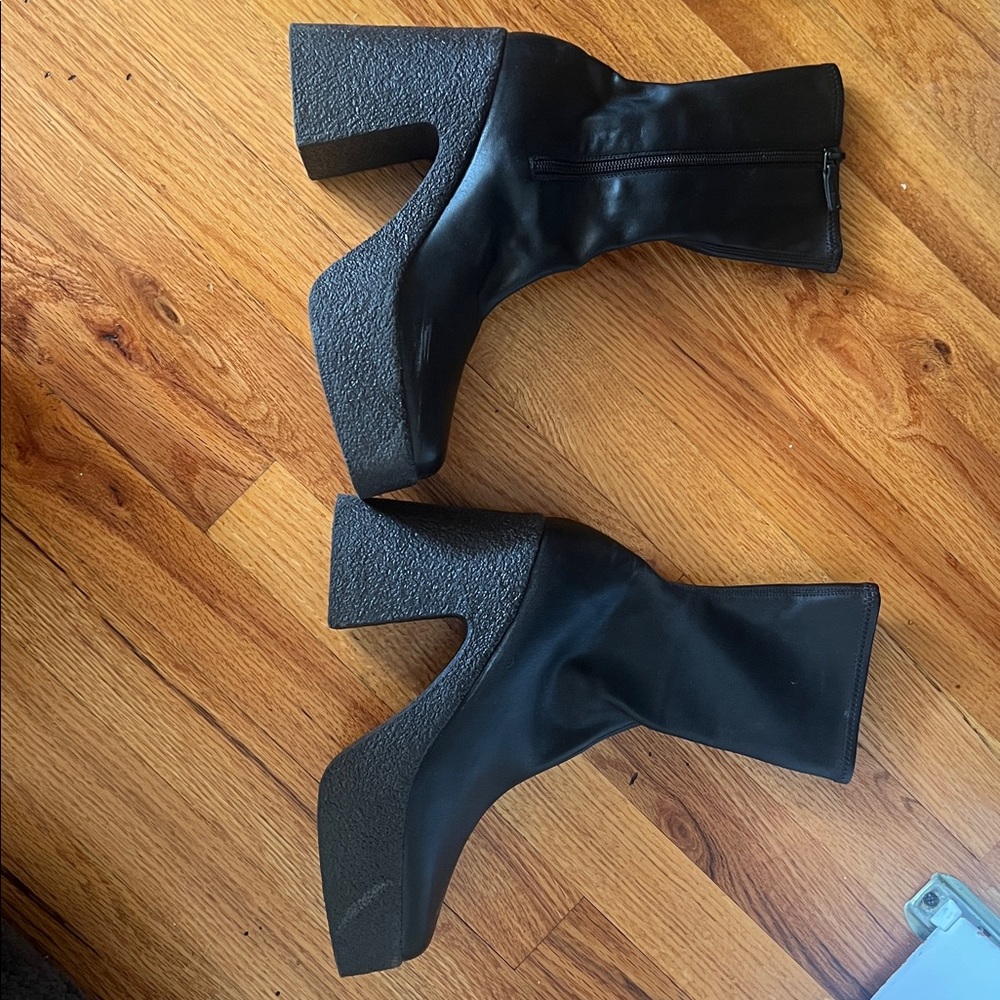 Stella McCartney Skyla Platform Boot